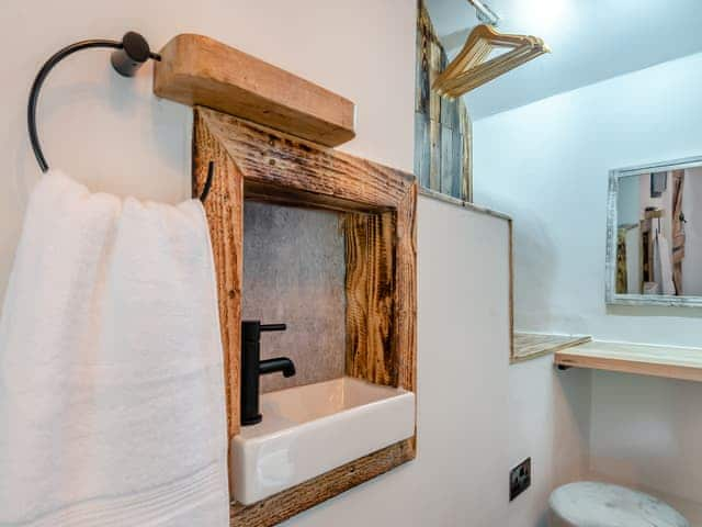 Bathroom | Sycamore Cottage, Bonsal, near Matlock