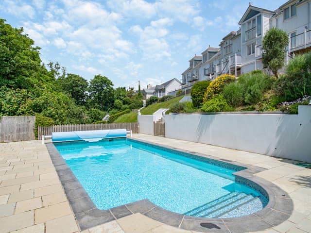 Swimming pool | Garden Apartment, Hallsands