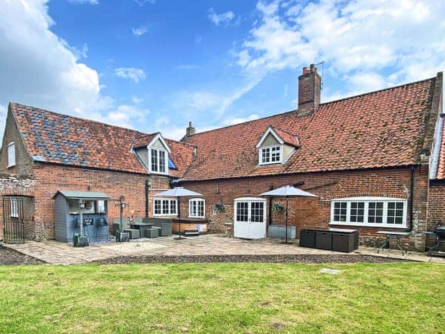 Exterior, garden area | Middle Farm, East Harling, near Thetford