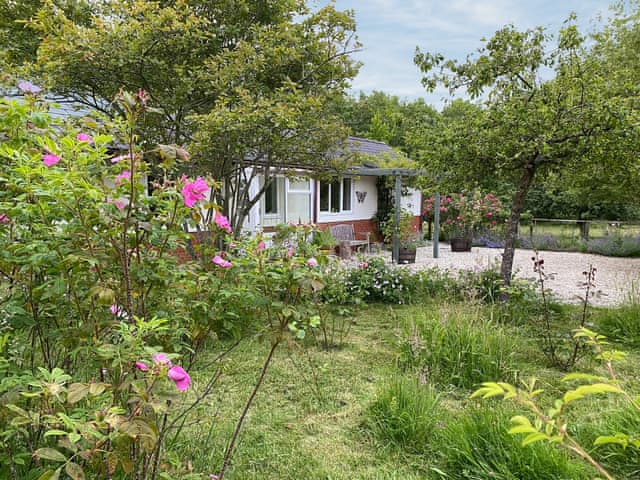 Exterior | Rose Cottage, Blakemere