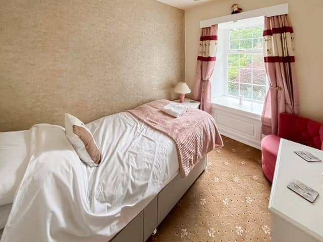 Single bedroom | Foxstones Farm House, Cliviger