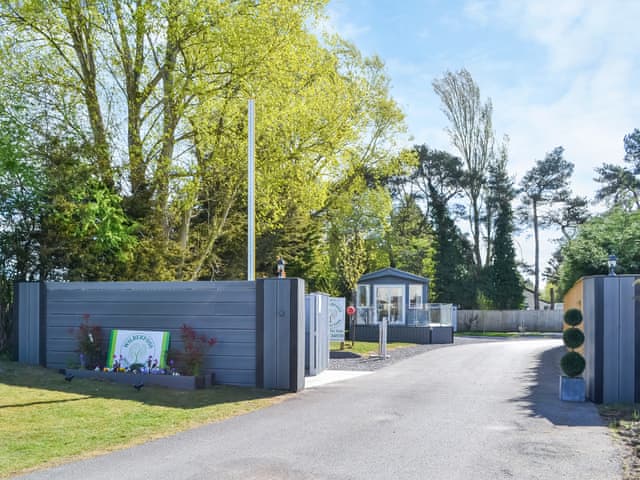 Setting | Ash Lodge - Wilberfoss Holiday Park, Wilberfoss, near York