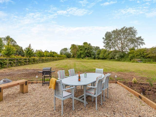 Outdoor eating area | Gladwyns Farm Lodge, Thaxted