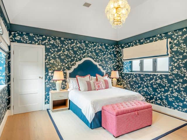 Double bedroom | Stable Cottage, Aldingbourne, near Chichester