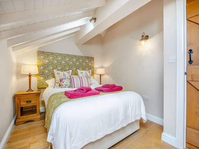 Double bedroom | Jockhedge- The Rose - Jockhedge, Burgh Le Marsh, near Skegness