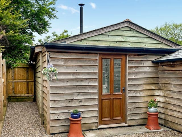 Outdoor area | Cobbler&rsquo;s Retreat, Knapton, near Hereford