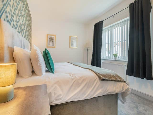 King bedroom / 2 singles | Sandcastles, Bridlington