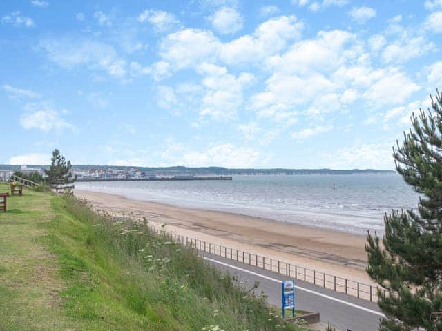 Surrounding area | Sandcastles, Bridlington