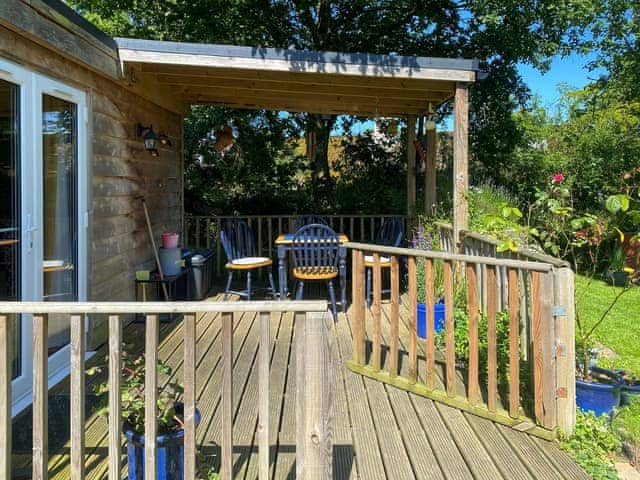 Terrace | Beekeeper&rsquo;s Cabin, Booton, Reepham