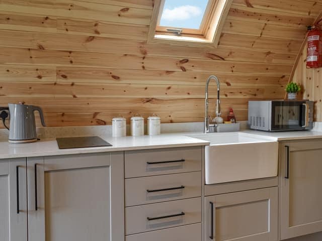 Kitchen | Hawthorn - Graffitoe Farm Holidays, Hunmanby