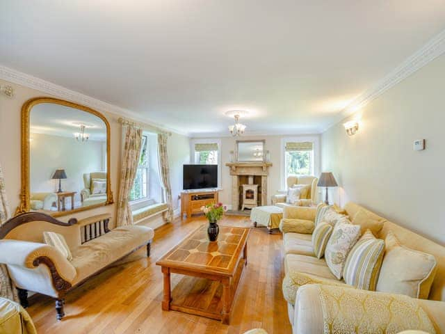 Living area | Jockhedge- The Farmhouse - Jockhedge, Burgh Le Marsh, near Skegness