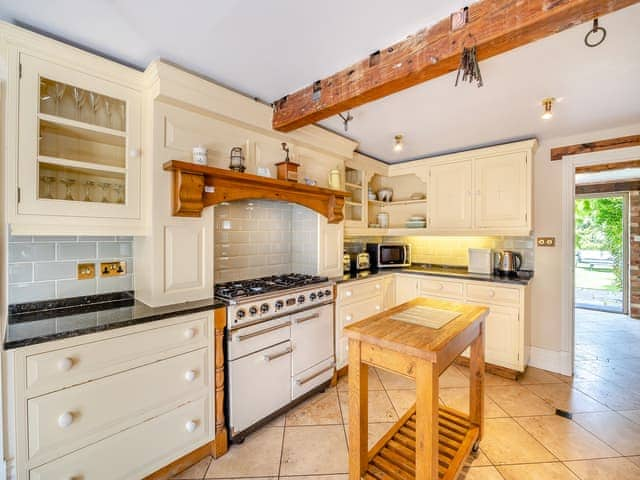 Kitchen | Jockhedge- The Farmhouse - Jockhedge, Burgh Le Marsh, near Skegness