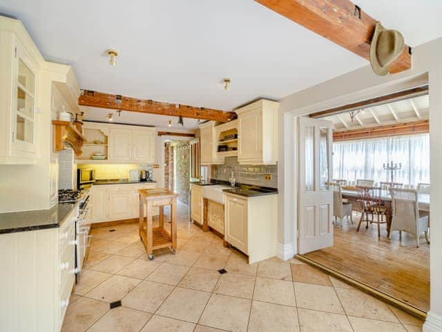 Kitchen | Jockhedge- The Farmhouse - Jockhedge, Burgh Le Marsh, near Skegness