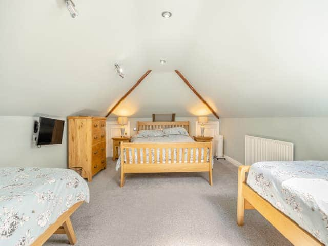 Family bedroom | Jockhedge- The Farmhouse - Jockhedge, Burgh Le Marsh, near Skegness