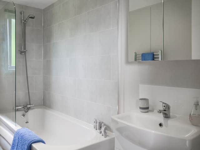 Bathroom | Pond&rsquo;s View, Sewerby