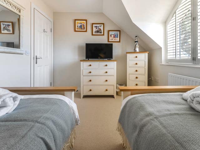 Twin bedroom | Smugglers Den, Beadnell