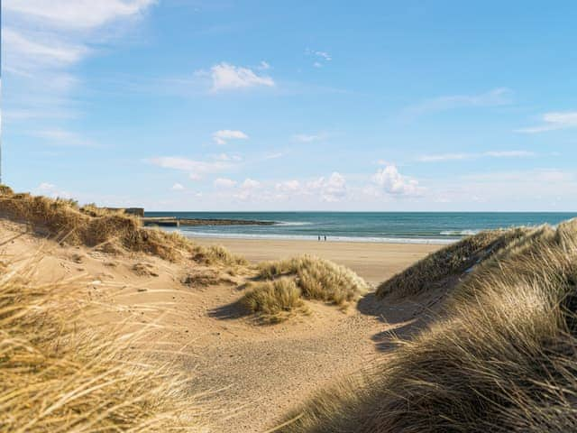 Surrounding area | Smugglers Den, Beadnell