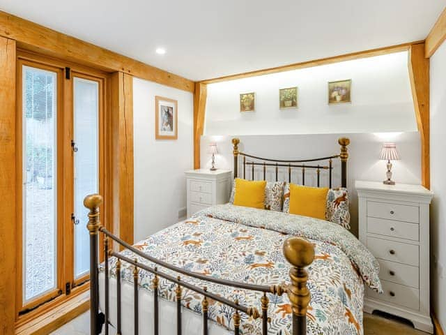 Double bedroom | The Saddlery, Westwell, near Ashford