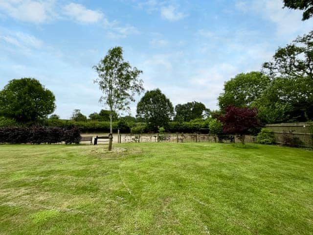 Garden | Hill Farm Barn, Damerham, near Fordingbridge