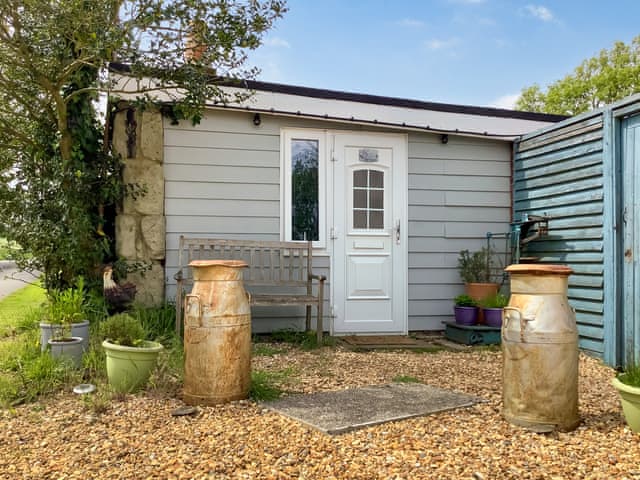 Exterior | Holly Cottage, Roud