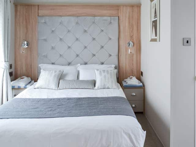 Double bedroom | Reel Paradise - The Laurels, Addlethorpe, near Skegness