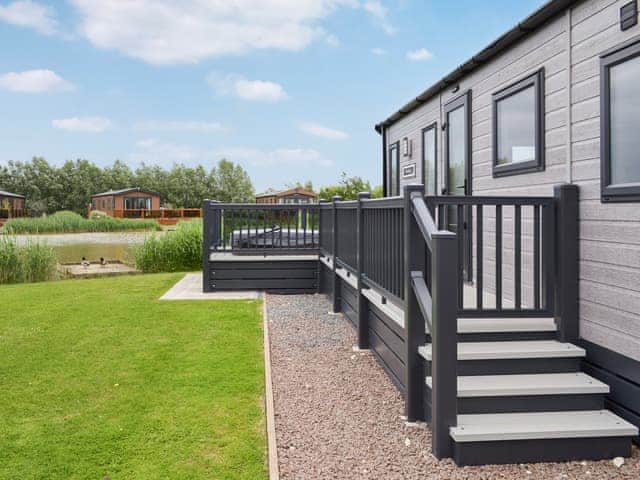 Exterior | Sandy Shore - The Laurels, Addlethorpe, near Skegness