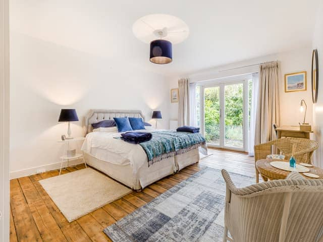 Double bedroom | The Granary Store, Woodrising