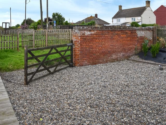 Outdoor area | Starboard, Bacton