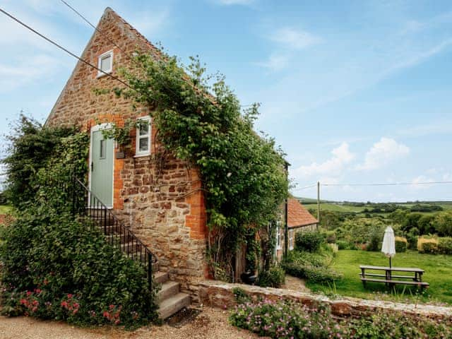 Exterior | Hayloft Cottage - Rudge Farm Cottages, Chilcombe, near Bridport