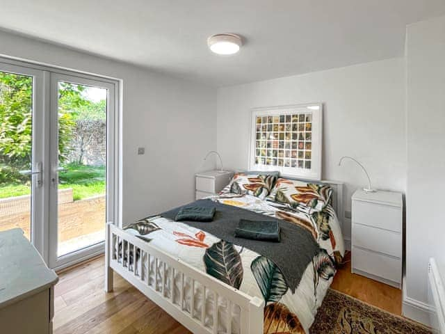 Double bedroom | Mingan Barn, Battle