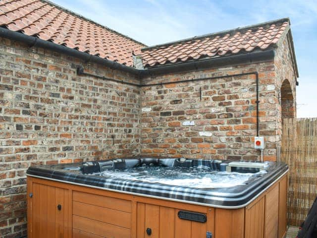 Hot tub | The Granary - Hazel Hill Retreats, Blackwoods, near Easingwold