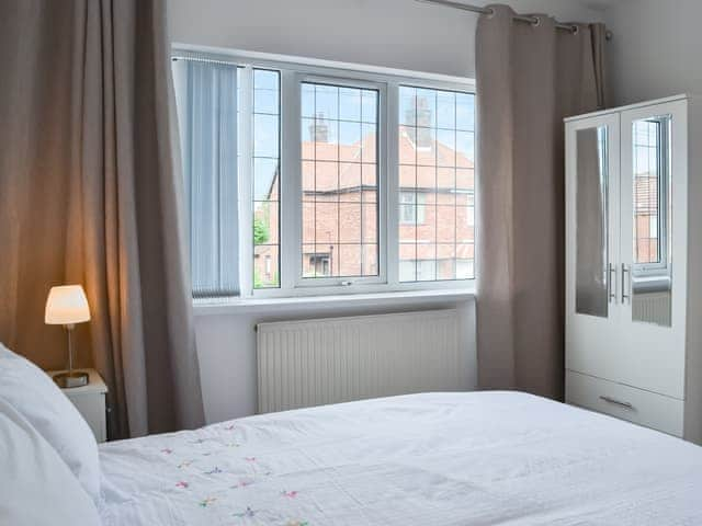 Double bedroom | Rose & Jay House, Bridlington