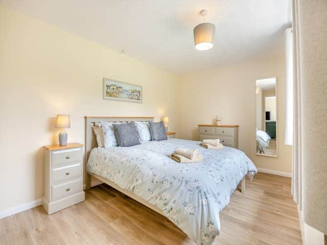 Double bedroom | Oak - The Hollies Country Cottages, Burgh Le Marsh