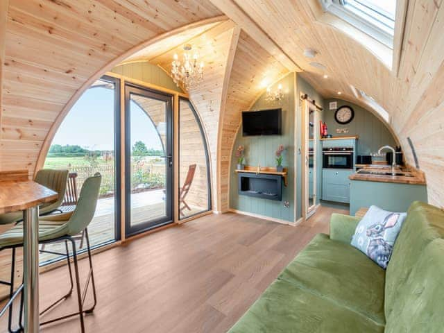 Open plan living space | The Warren - Brookfields Holiday Farm, Church Broughton, near Derby