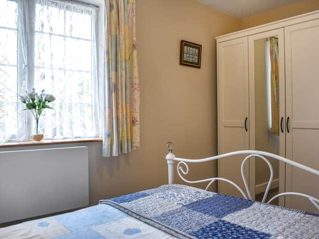 Double bedroom | Plover Cottage - Hadrians Wall Country Cottages, Haydon Bridge