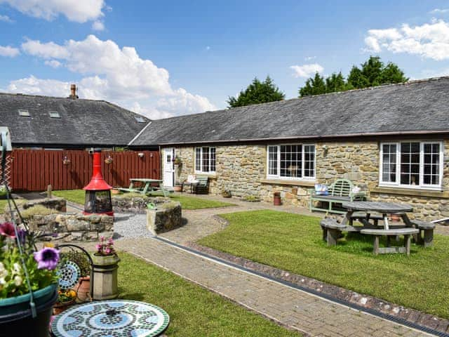 Exterior | Curlew Cottage - Hadrian&rsquo;s Wall Country Cottages, Haydon Bridge