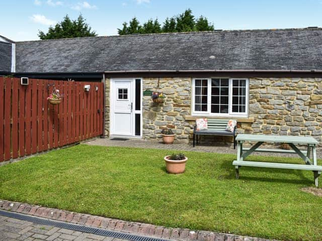 Exterior | Goldfinch Cottage - Hadrians Wall Country Cottages, Haydon Bridge