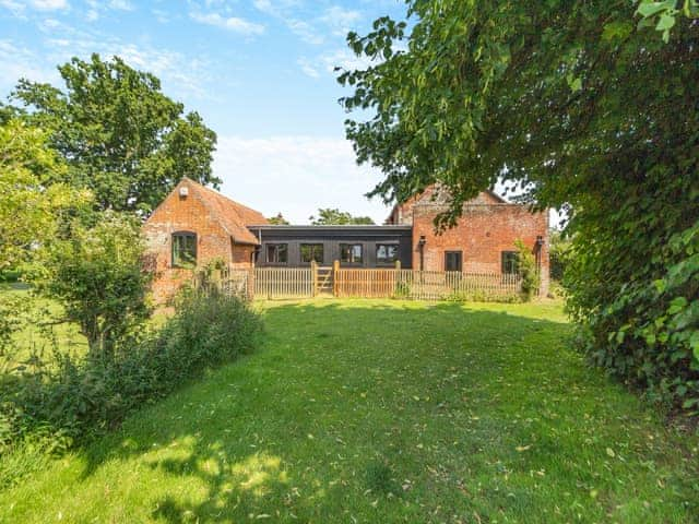 Exterior | St Mary&rsquo;s Chapel, New Buckenham