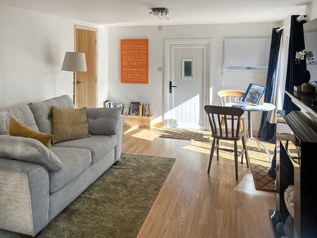 Living area | Island Lodge, Little Baddow, near Chelmsford