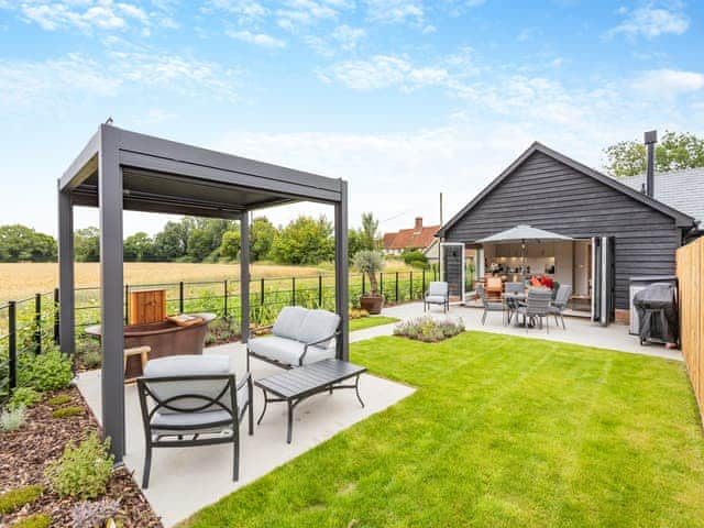 Exterior | Piglet Cottage - Wiggles and Piggles, Wimbish