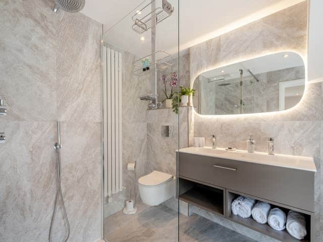 Shower room | Manor Cottage, Longham