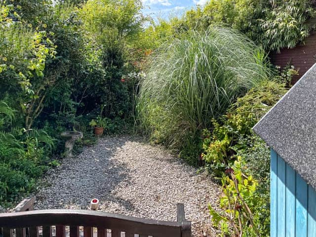 Outdoor area | Headlands Hideaway, Coverack