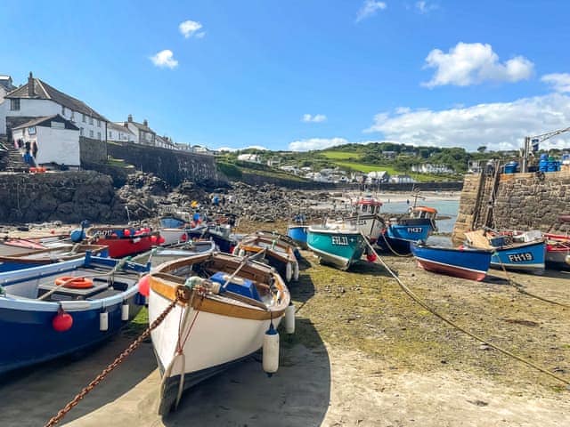 Surrounding area | Headlands Hideaway, Coverack