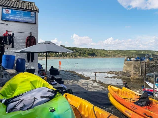 Surrounding area | Headlands Hideaway, Coverack