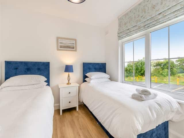 Twin bedroom | Levans Cottage - Meathop Fell Caravan Club Apartments and Cottage, Meathop, near Grange-over-Sands