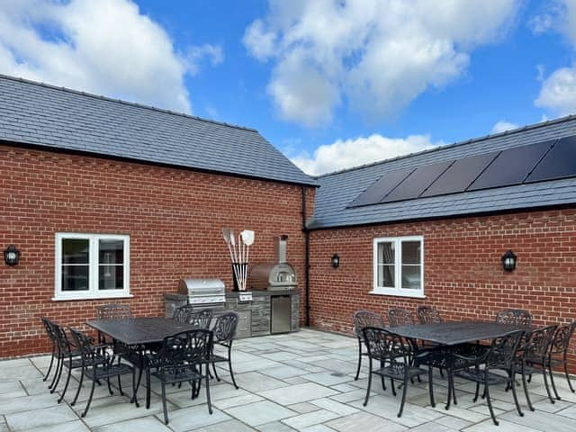 Patio | Brockdale Barn, Ruckland