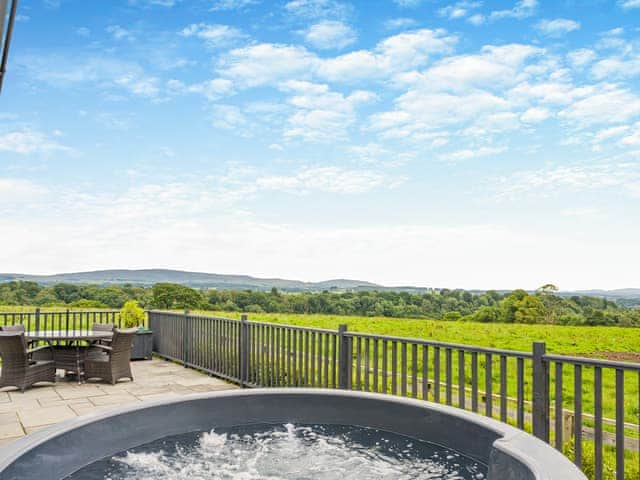 Hot tub | Whitehill Lodge - Whitehill Farm, Walton, near Brampton