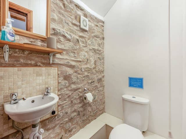 Bathroom | Lord Mayor&rsquo;s Barn, Alston