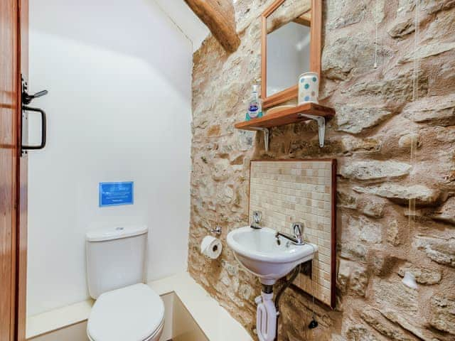 Bathroom | Lord Mayor&rsquo;s Barn, Alston