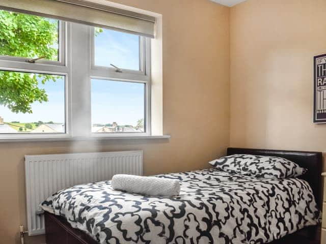 Single bedroom | Emmott Cottage, Laneshawbridge